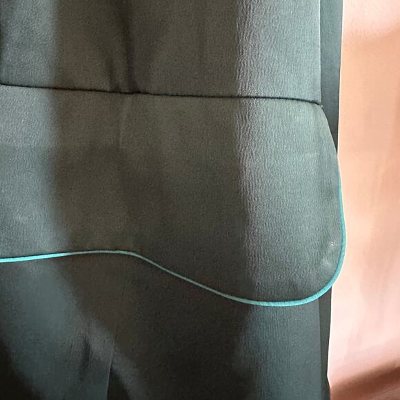 ELOQUII | Emerald Green Satin Shawl Collar Blazer with Piping | 28 - Picture 3 of 6